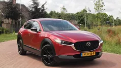 Rood Gebruikt 2022 Mazda CX-30 Sportive SUV | € 25.990 (Goede deal)
