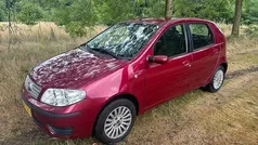 Rood Gebruikt 2009 Fiat Punto Active Hatchback | € 1.850 (Eerlijke prijs)