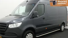 Grijs Gebruikt 2024 Mercedes Sprinter Van | € 39.950 (Eerlijke prijs)
