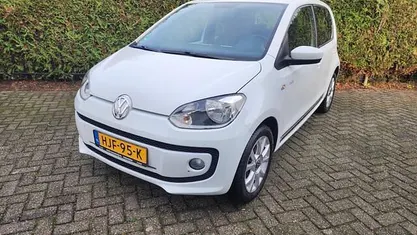 Gebruikt 2016 VW up! CLUB Hatchback | € 6.450 (Eerlijke prijs)
