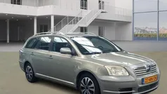 Groen Gebruikt 2005 Toyota Avensis Sol Stationwagen | € 1.850 (Eerlijke prijs)