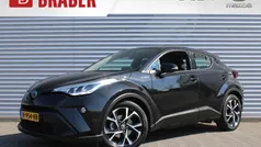 Zwart Gebruikt 2020 Toyota C-HR SUV | € 23.495 (Eerlijke prijs)
