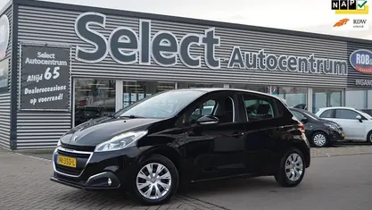 Occasion 2017 Peugeot 208 Hatchback | € 7.450 (Eerlijke prijs)