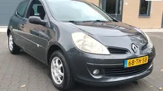 Gebruikt 2006 Renault Clio II Expression Hatchback | € 899 (Goede deal)