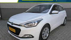 Wit Gebruikt 2018 Hyundai i20 Comfort Hatchback | € 12.740 (Eerlijke prijs)