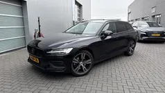 Zwart Gebruikt 2024 Volvo V60 Stationwagen | € 37.995 (Super prijs)