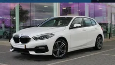 Wit Gebruikt 2020 BMW 118 Executive Hatchback | € 24.950 (Eerlijke prijs)