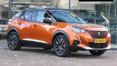 Oranje Gebruikt 2021 Peugeot e-2008 GT SUV | € 17.937 (Eerlijke prijs)