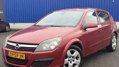 Gebruikt 2005 Opel Astra Edition Hatchback | € 3.495 (Eerlijke prijs)