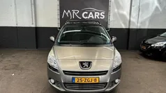 Grijs Gebruikt 2012 Peugeot 5008 Style MPV | € 4.250 (Eerlijke prijs)