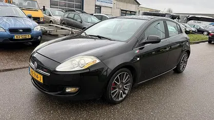 Occasion 2008 Fiat Bravo Emotion Hatchback | € 1.999 (Eerlijke prijs)