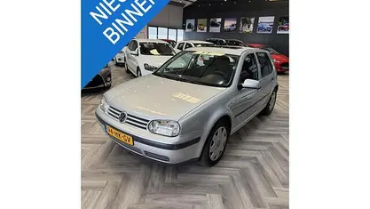 Occasion VW Golf IV Trendline 105 PK (77 kW) 2001 Grijs (metallic) Hatchback
