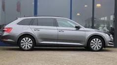 Gebruikt 2022 Skoda Superb Business Line Stationwagen | € 28.900 (Eerlijke prijs)