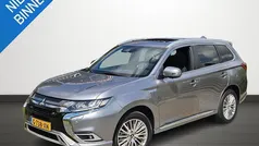 Grijs Gebruikt 2020 Mitsubishi Outlander Instyle SUV | € 24.949 (Eerlijke prijs)