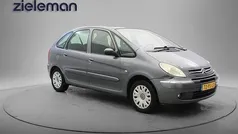 Grijs Gebruikt 2004 Citroën Xsara Picasso MPV | € 1.345 (Eerlijke prijs)