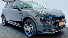 Zwart Gebruikt 2023 Lynk & Co 01 SUV | € 28.000 (Eerlijke prijs)