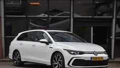 Wit Gebruikt 2022 VW Golf VIII Business+ Hatchback | € 27.950 (Eerlijke prijs)