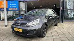 Grijs Gebruikt 2014 Kia Rio Hatchback | € 7.895 (Eerlijke prijs)