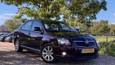 Rood Gebruikt 2008 Toyota Avensis Business Edition Sedan | € 4.975 (Eerlijke prijs)