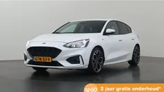 Wit Gebruikt 2022 Ford Focus Business Edition Hatchback | € 19.830 (Goede deal)