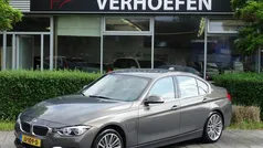 Grijs Gebruikt 2016 BMW 330 Luxury Line Sedan | € 14.950 (Eerlijke prijs)