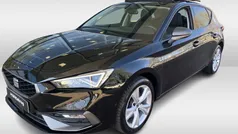 Zwart, metallic lak Gebruikt 2021 Seat Leon FR Hatchback | € 23.950 (Eerlijke prijs)