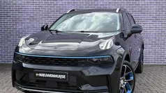Zwart Gebruikt 2022 Lynk & Co 01 SUV | € 24.494 (Eerlijke prijs)