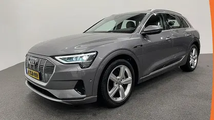 Gebruikt 2020 Audi e-tron Design SUV | € 24.940 (Eerlijke prijs)