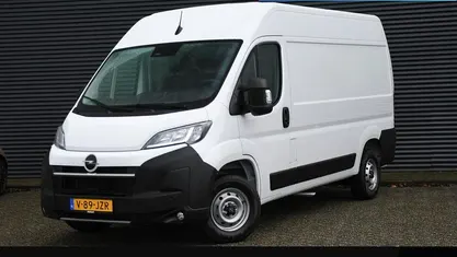 Occasion Opel Movano 140 PK (102 kW) 2024 Wit Van