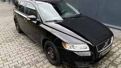 Zwart, metallic lak Gebruikt 2007 Volvo V50 Stationwagen | € 3.250 (Eerlijke prijs)