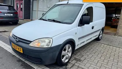 Occasion 2004 Opel Combo Comfort MPV | € 3.495 (Eerlijke prijs)