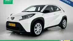 Gebruikt 2023 Toyota Aygo Play Hatchback | € 16.640 (Eerlijke prijs)