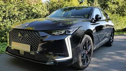 Occasion DS Automobiles DS4 Performance Line Plus 179 PK (131 kW) 2025 Zwart Sedan