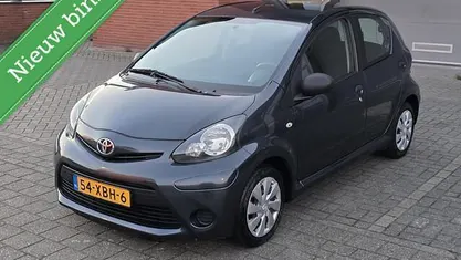 Occasion 2012 Toyota Aygo Hatchback | € 2.495 (Eerlijke prijs)