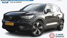 Zwart Gebruikt 2022 Volvo XC40 R-Design SUV | € 29.495 (Eerlijke prijs)