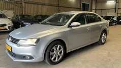 Grijs Gebruikt 2011 VW Jetta Comfortline Sedan | € 5.500 (Eerlijke prijs)