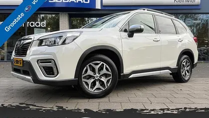 Wit Gebruikt 2019 Subaru Forester Premium SUV | € 32.888 (Eerlijke prijs)