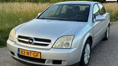 Gebruikt 2004 Opel Vectra Elegance Sedan | € 1.749 (Eerlijke prijs)