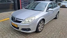 Grijs Gebruikt 2009 Opel Vectra Sedan | € 2.000 (Eerlijke prijs)