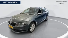 Grijs Gebruikt 2020 Skoda Octavia Business Line Stationwagen | € 20.880 (Goede deal)