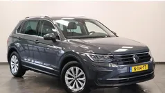 Grijs Gebruikt 2022 VW Tiguan Business SUV | € 31.949 (Goede deal)