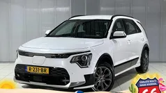 Wit Gebruikt 2022 Kia e-Niro SUV | € 30.900 (Eerlijke prijs)