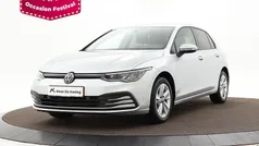 Gebruikt 2023 VW Golf VIII Life Hatchback | € 24.840 (Goede deal)