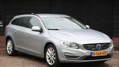 Occasion 2015 Volvo V60 Momentum Stationwagen | € 7.250 (Goede deal)