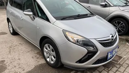 Gebruikt 2016 Opel Zafira Edition MPV | € 8.900 (Goede deal)