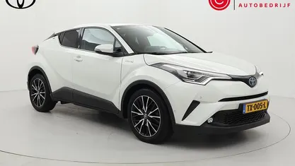 Gebruikt 2018 Toyota C-HR Style SUV | € 17.999 (Eerlijke prijs)