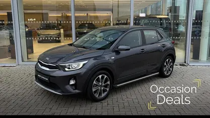 Grijs Occasion 2018 Kia Stonic SUV | € 14.745 (Eerlijke prijs)