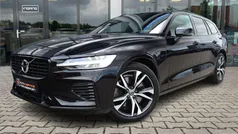 Gebruikt 2022 Volvo V60 R-Design Stationwagen | € 35.900 (Eerlijke prijs)