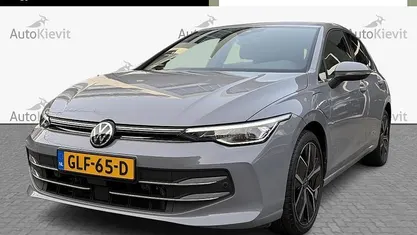 Occasion VW Golf VIII Edition 116 PK (85 kW) 2024 Grijs Hatchback