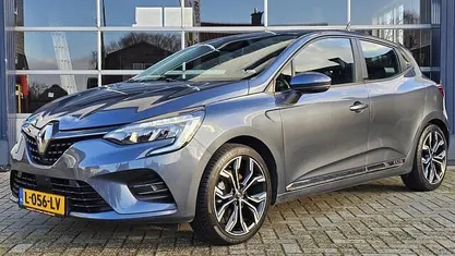 Occasion Renault Clio V Business 140 PK (102 kW) 2021 Hatchback